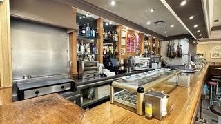 Imagen 6 Inmueble 300617 - Local Comercial en venta en Villaviciosa De Odón / Restaurante ubicado en el bosque con cartera