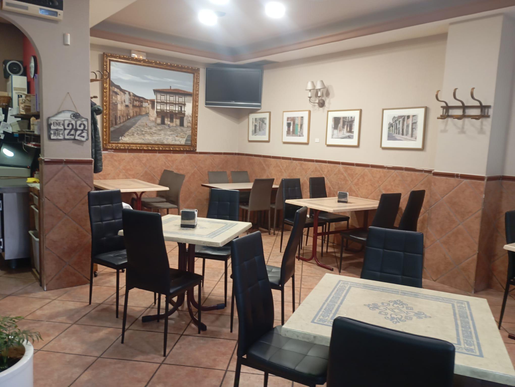 Imagen 9 Local Comercial en venta en Villaviciosa De Odón / Restaurante ubicado en el bosque con cartera