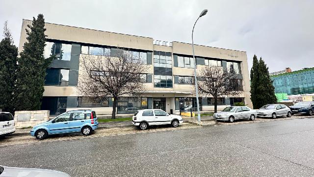 Imagen 9 Inmueble 300701 - Local Comercial en venta en Villaviciosa De Odón / Locales en edificio de oficinas en pol....