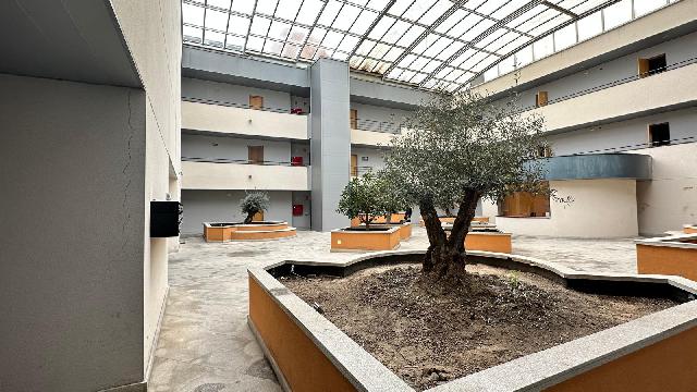 Imagen 7 Inmueble 300701 - Local Comercial en venta en Villaviciosa De Odón / Locales en edificio de oficinas en pol....