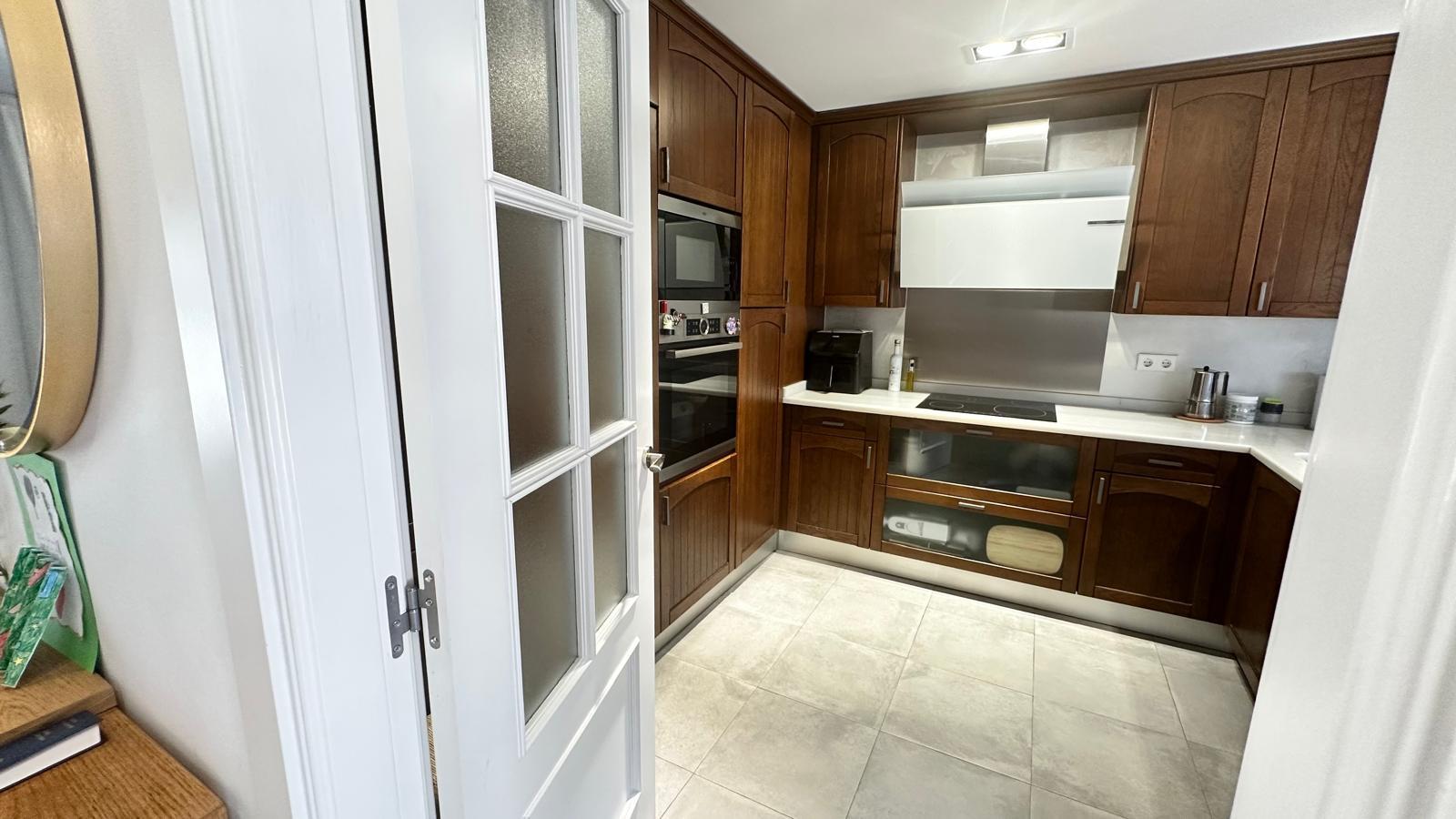 Imagen 5 Casa Adosada en venta en Alcorcón / Chalet en zona de las retamas para entrar a vivir