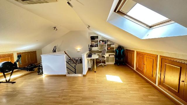 Imagen 26 Inmueble 302046 - Casa Adosada en venta en Alcorcón / Chalet en zona de las retamas para entrar a vivir