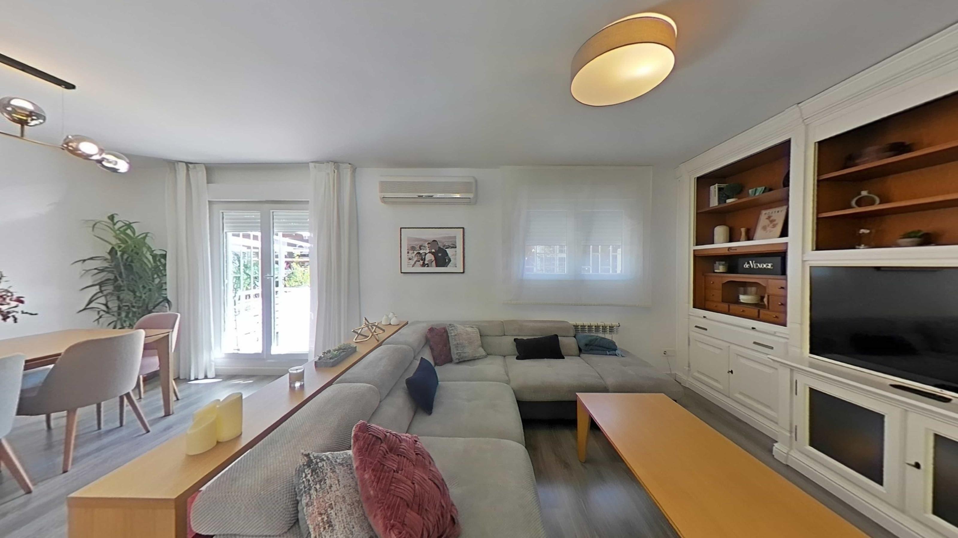 Imagen 4 Casa Adosada en venta en Alcorcón / Chalet en zona de las retamas para entrar a vivir