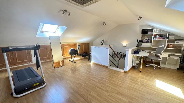 Imagen 29 Inmueble 302046 - Casa Adosada en venta en Alcorcón / Chalet en zona de las retamas para entrar a vivir