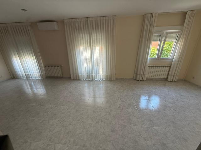 Imagen 1 Apartamento en alquiler en Villaviciosa De Odón / Casa pueblo para alquilar 3 habitaciones...