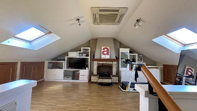 Imagen 35 Inmueble 303636 - Casa Adosada en alquiler en Alcorcón / Chalet en zona de las retamas amueblado para entrar 