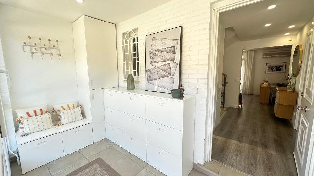 Imagen 1 Inmueble 303636 - Casa Adosada en alquiler en Alcorcón / Chalet en zona de las retamas amueblado para entrar 