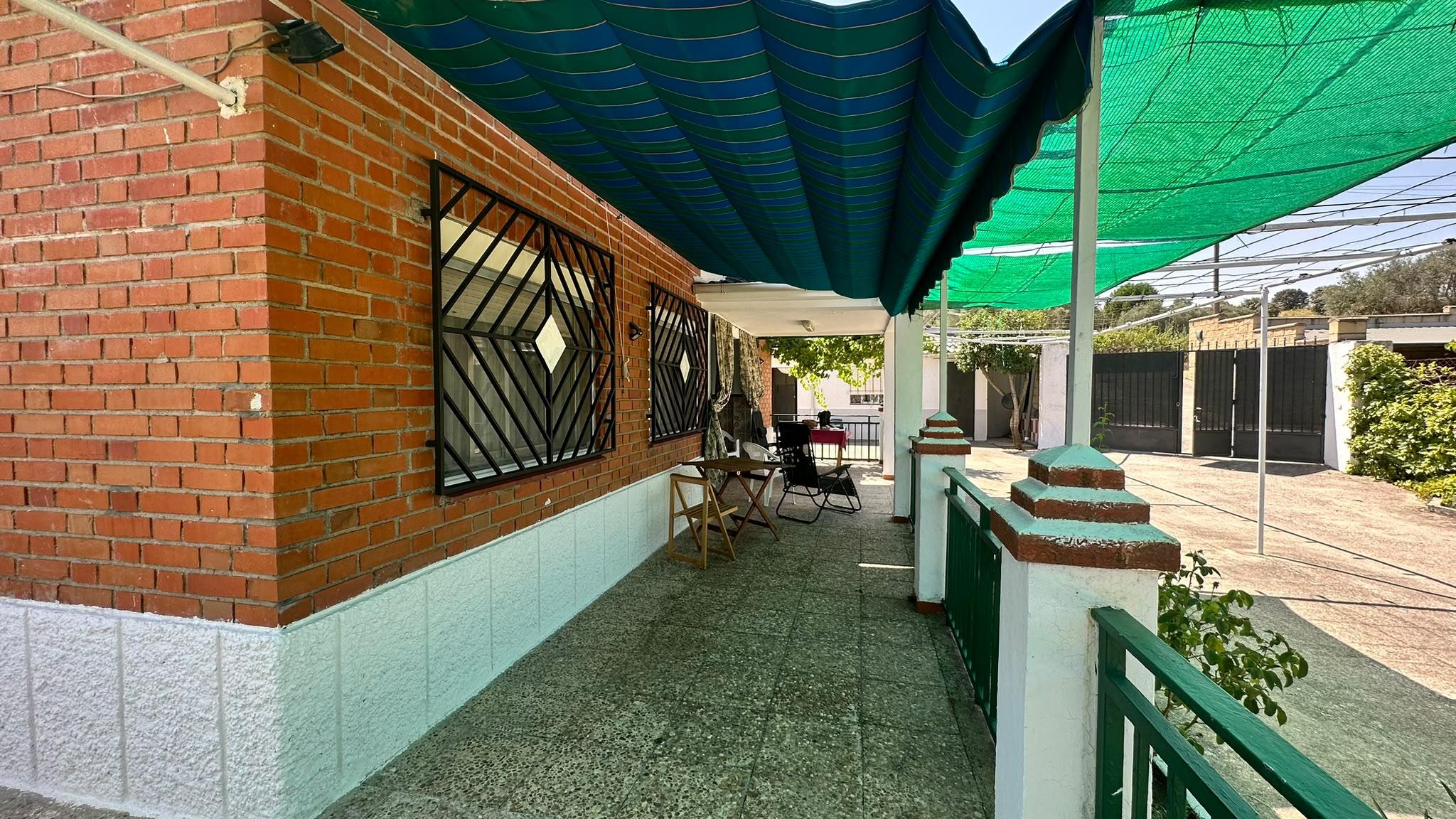 Imagen 21 Casa Aislada en venta en Escalona / Casa de ladrillo de una planta con 4 habitaciones