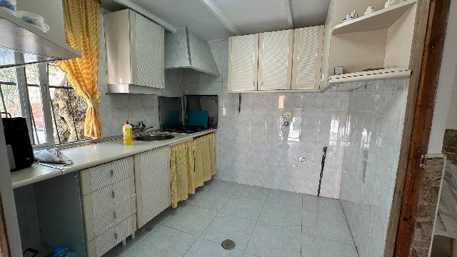 Imagen 16 Inmueble 305051 - Casa Aislada en venta en Escalona / Casa de ladrillo de una planta con 4 habitaciones