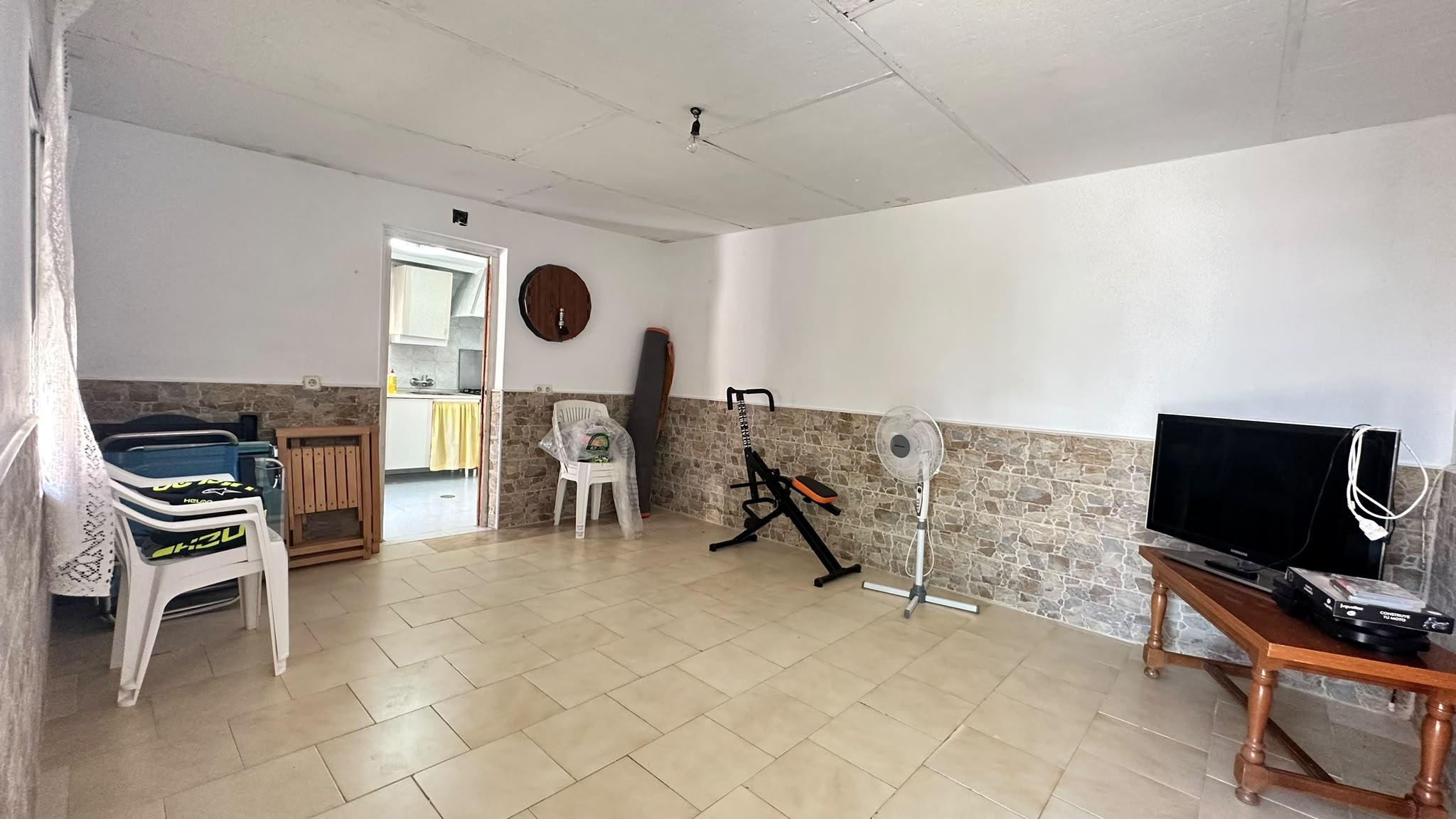 Imagen 25 Casa Aislada en venta en Escalona / Casa de ladrillo de una planta con 4 habitaciones
