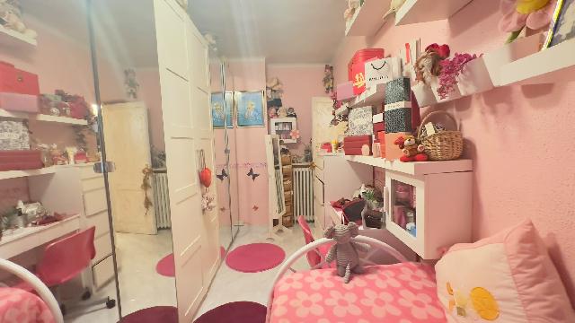 Imagen 5 Inmueble 305236 - Apartamento en venta en Madrid / Casa de 94,50 metro en zona estrecho con 4 habitaciones