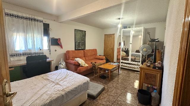 Imagen 25 Inmueble 306121 - Casa Aislada en venta en Escalona / Casa independiente de 2 plantas de 175 m2 