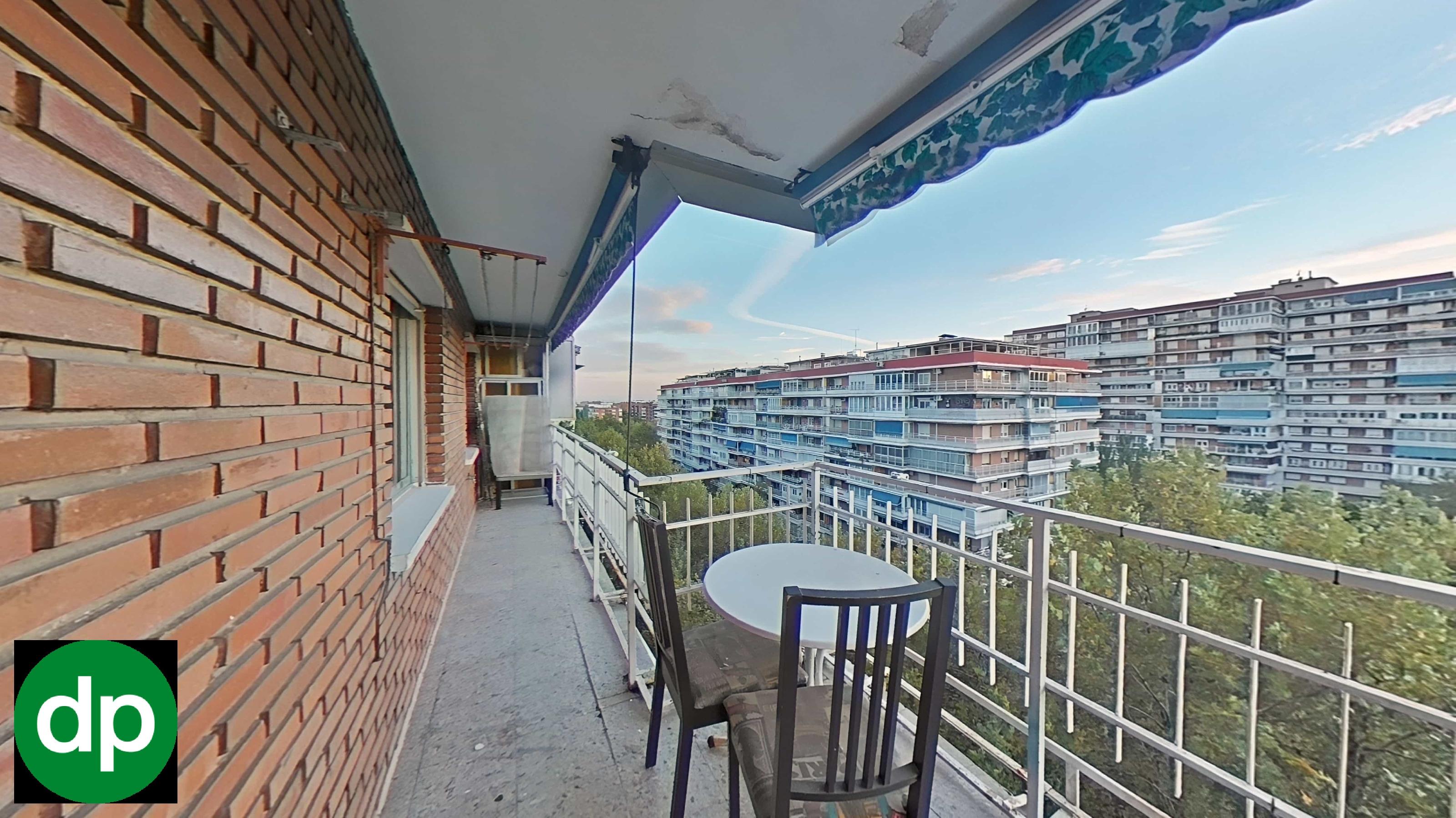 Imagen 11 Apartamento en venta en Alcorcón / Piso en 8 planta con terraza ,3 habitaciones ,ascensor.