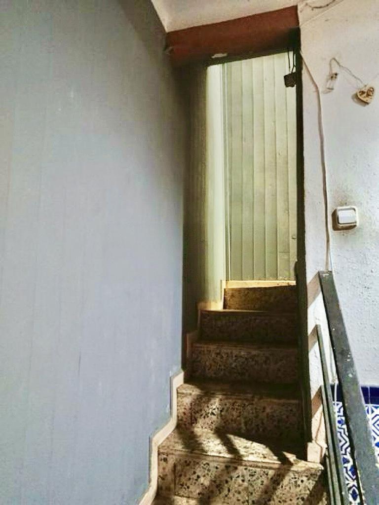 Imagen 13 Local Comercial en venta en Barcelona / Junto parada bus v19 y 22 cerca metro L5 El Coll/Carmel