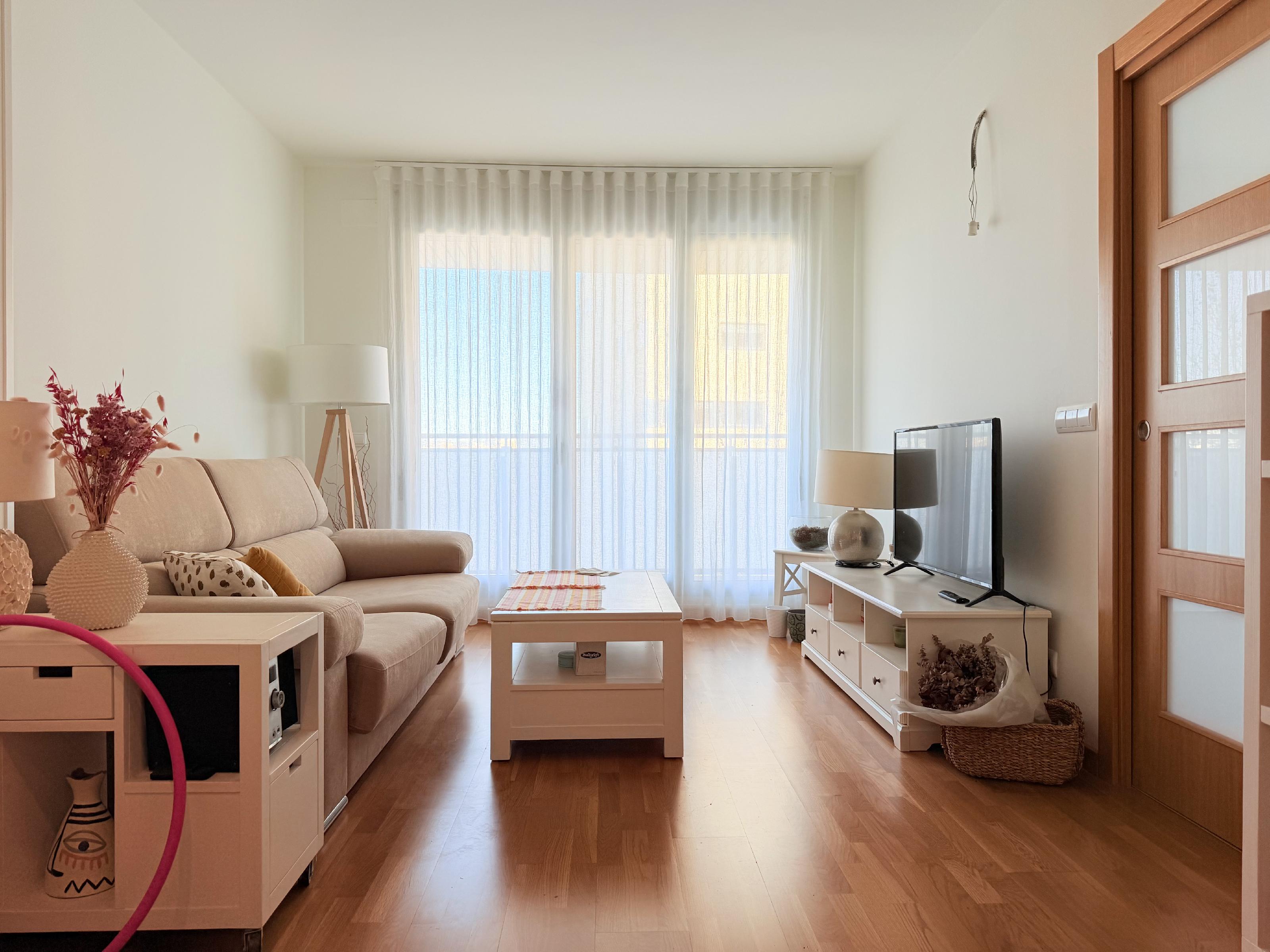 Imagen 2 Piso en venta en Sant Adrià De Besòs / Junto a avenida de la Catalana a 1 minuto a las rondas