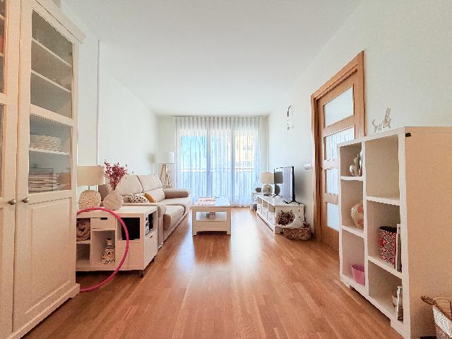 Imagen 1 Inmueble 298747 - Piso en venta en Sant Adrià De Besòs / Junto a avenida de la Catalana a 1 minuto a las rondas