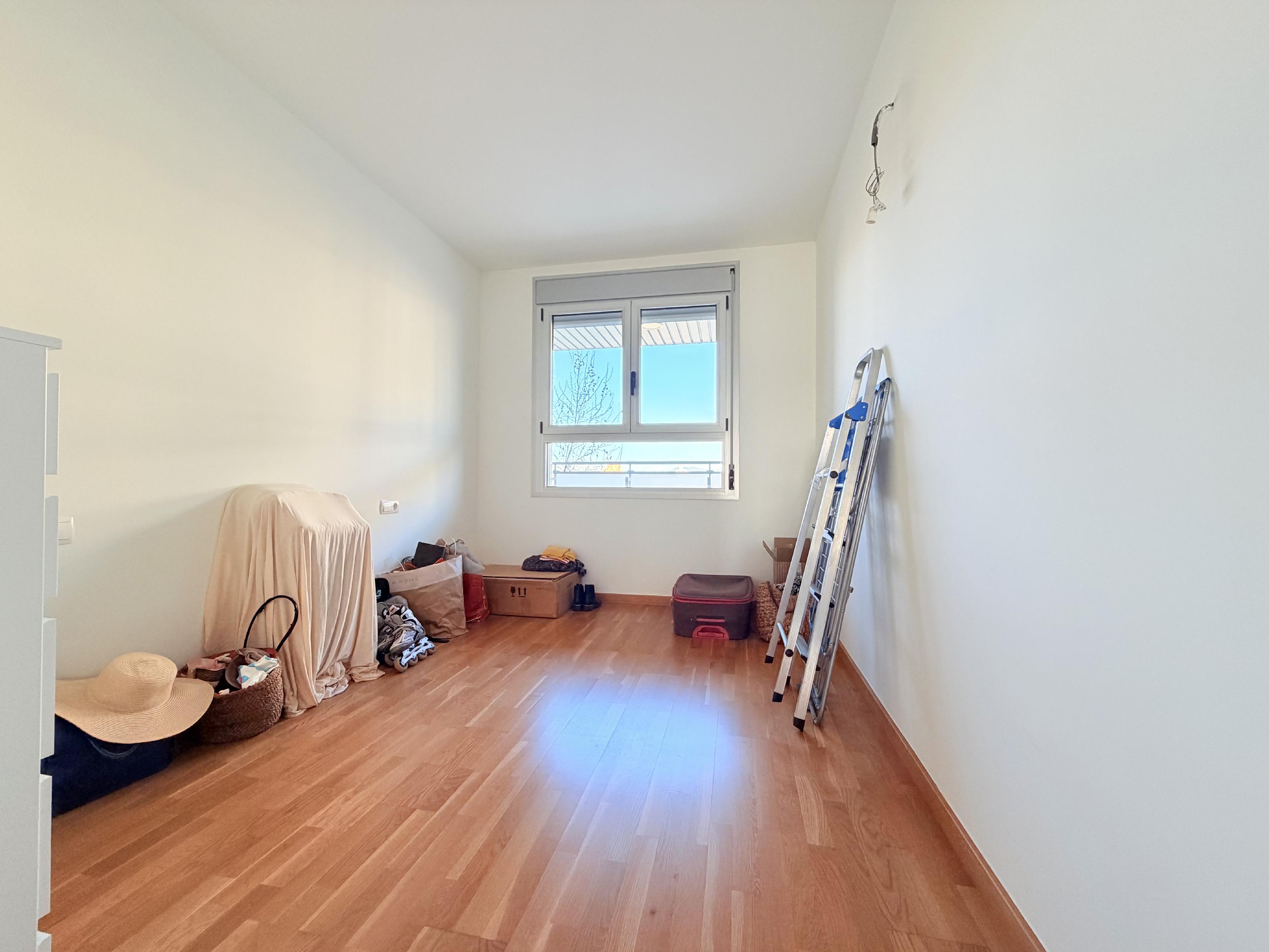 Imagen 14 Piso en venta en Sant Adrià De Besòs / Junto a avenida de la Catalana a 1 minuto a las rondas