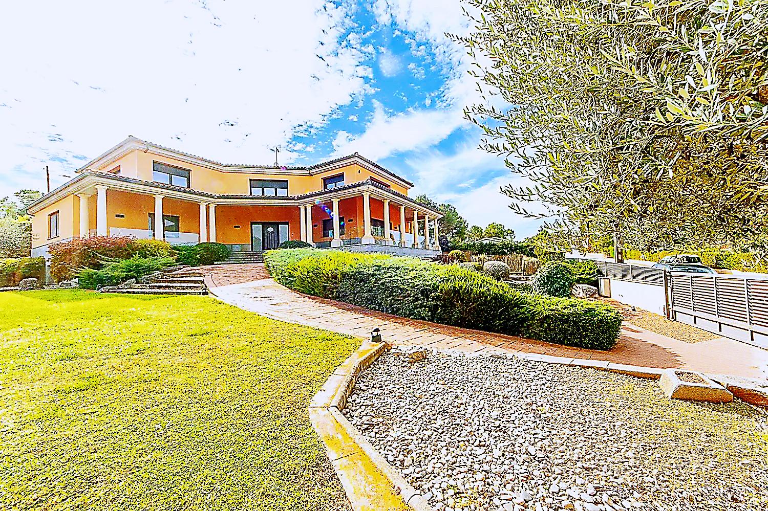 Imagen 4 Casa Aislada en venta en Castellnou De Bages / En urbanización castellnou de bages, cerca ...