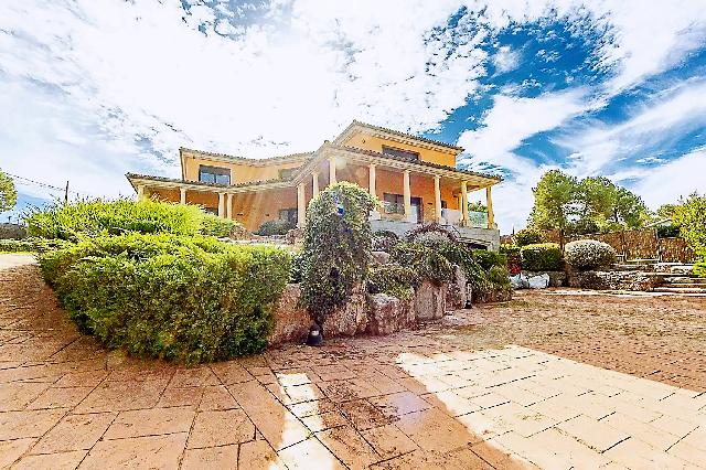 Imagen 2 Inmueble 300181 - Casa Aislada en venta en Castellnou De Bages / En urbanización castellnou de bages, cerca ...