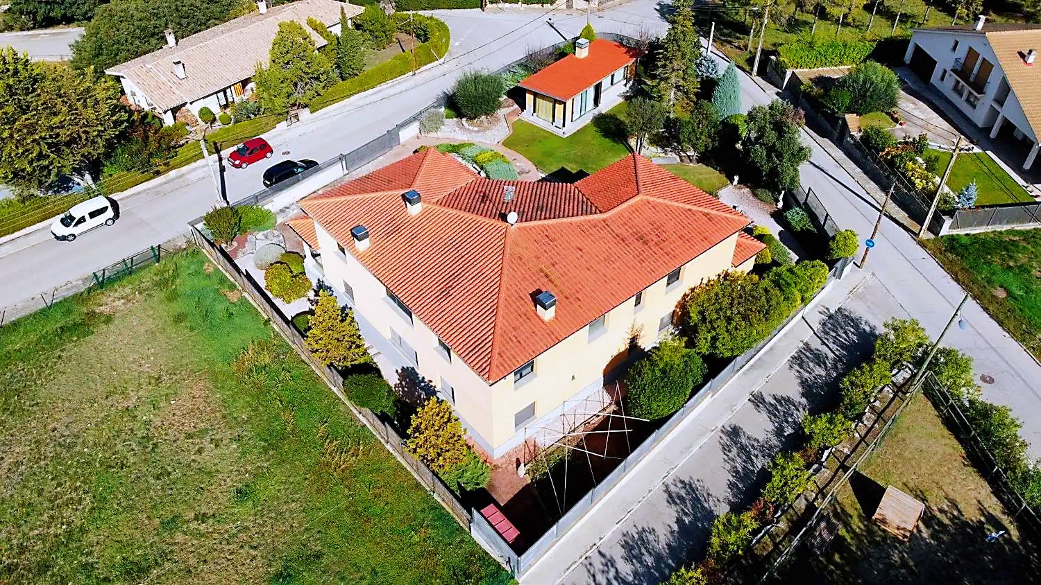 Imagen 9 Casa Aislada en venta en Castellnou De Bages / En urbanización castellnou de bages, cerca ...