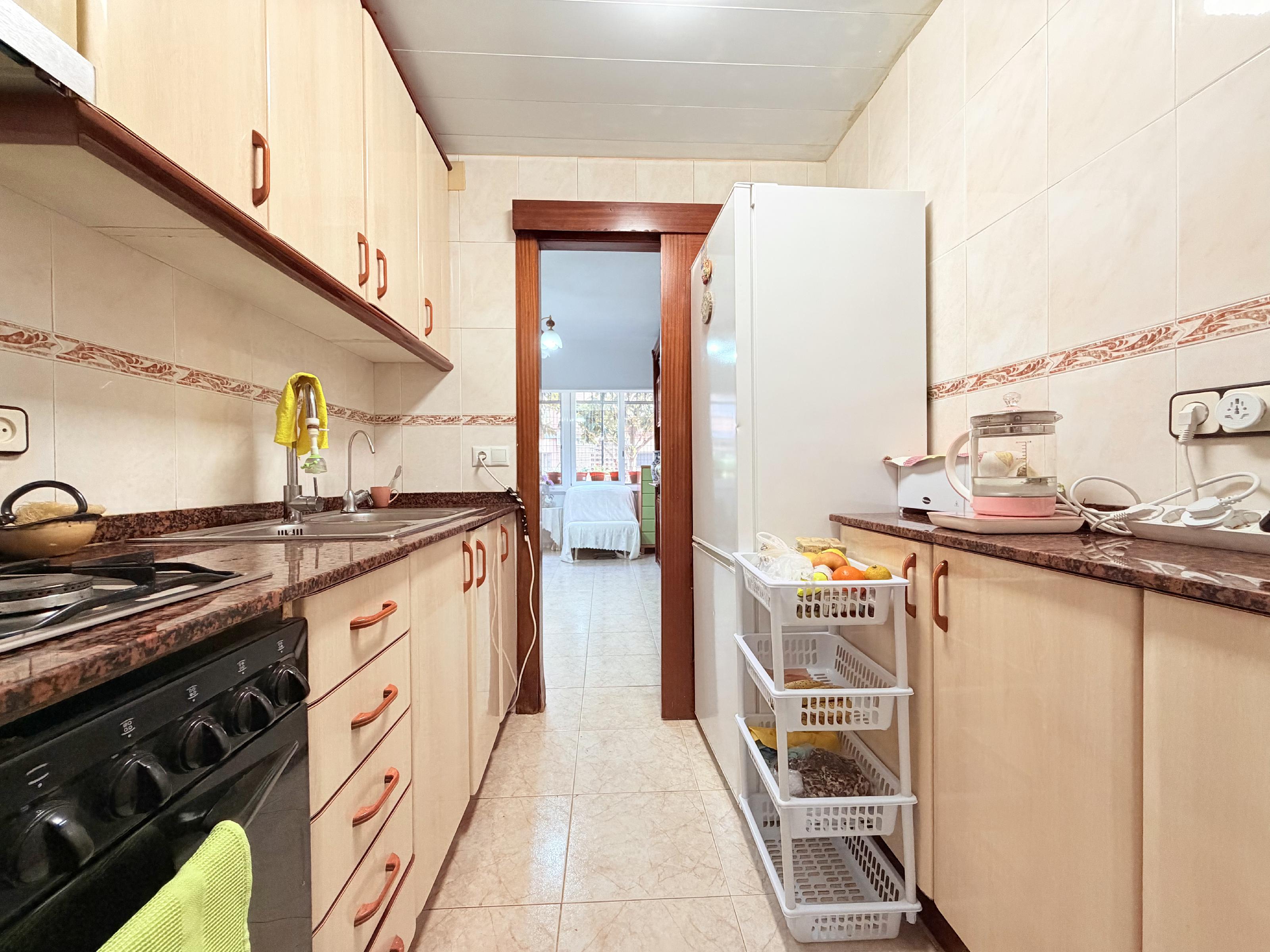 Imagen 17 Planta Baja en venta en Badalona / A 5 minutos del metro L2 Sant Roc