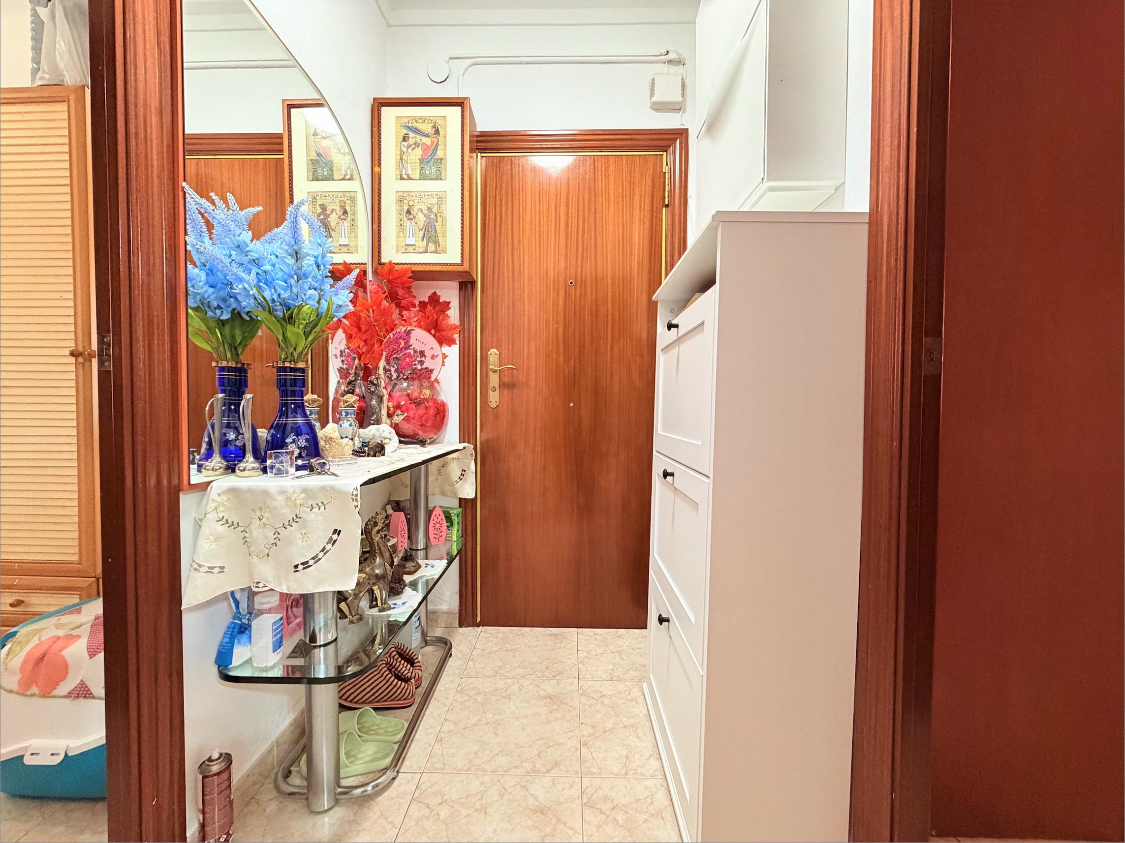 Imagen 26 Planta Baja en venta en Badalona / A 5 minutos del metro L2 Sant Roc