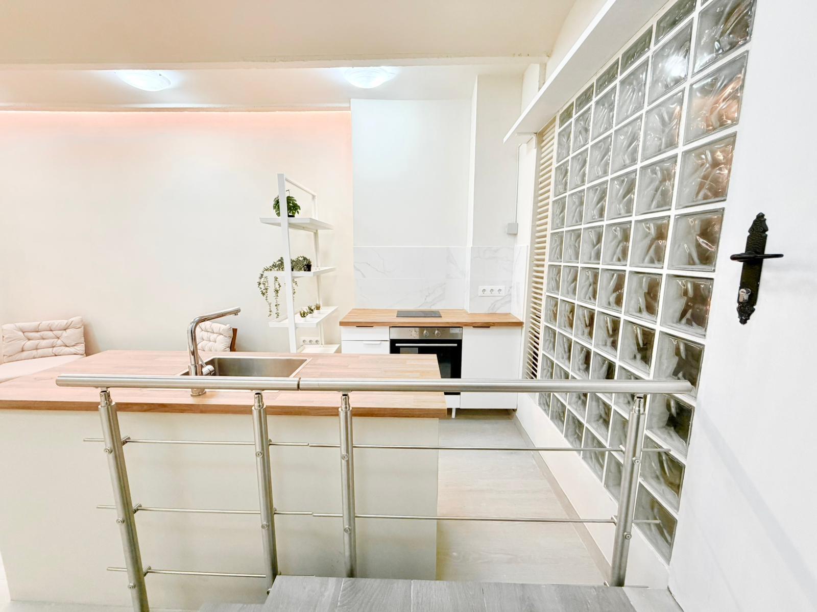 Imagen 6 Local Comercial en alquiler en Barcelona / Junto al mercat de sant gervasi y linea 7 el putxet