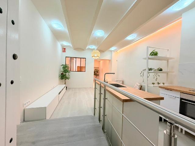 Imagen 5 Inmueble 301258 - Local Comercial en alquiler en Barcelona / Junto al mercat de sant gervasi y linea 7 el putxet