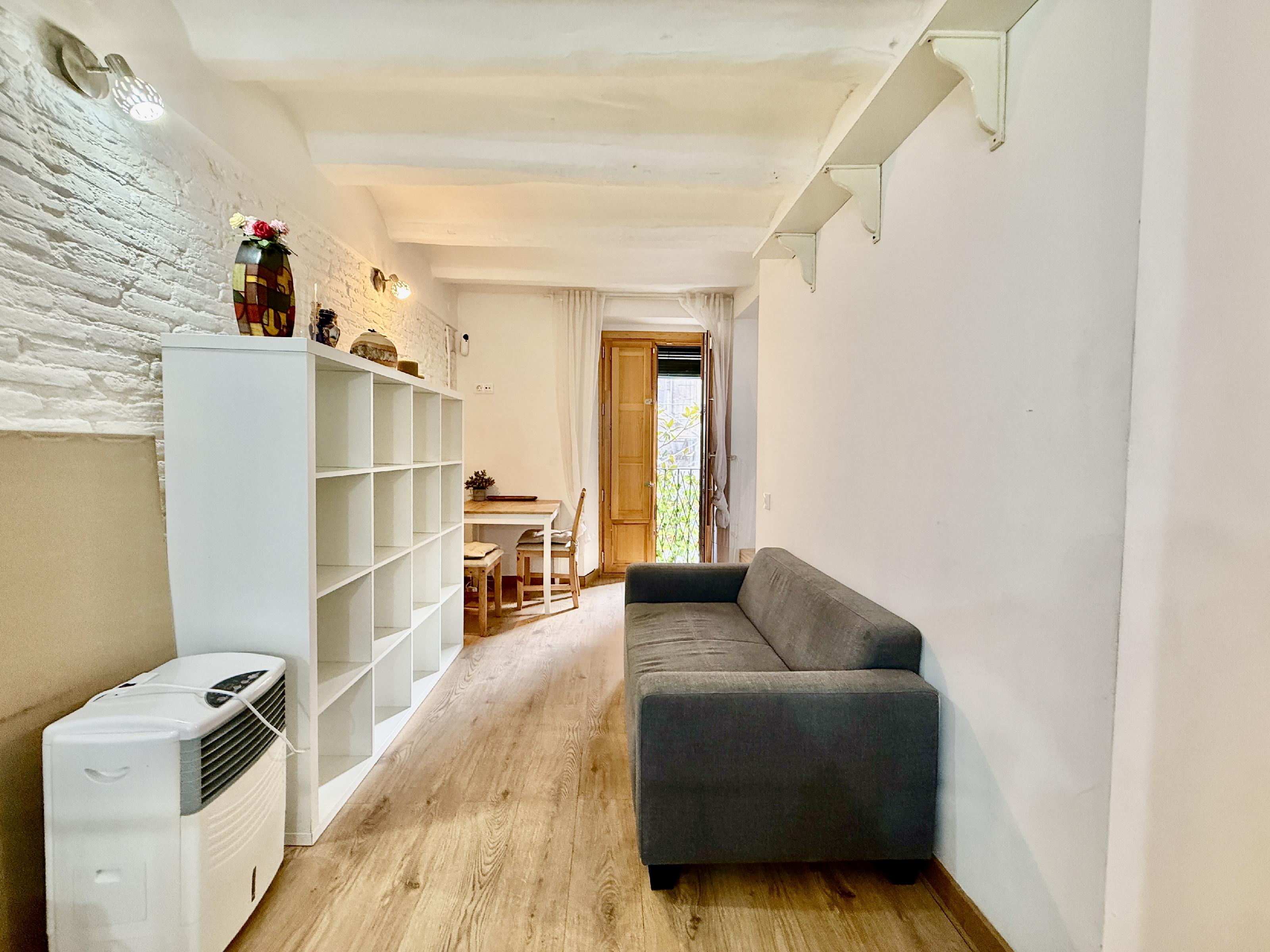 Imagen 1 Piso en alquiler en Barcelona / A 3 minutos caminando a metro L2 Sant Antoni