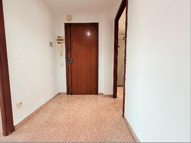 Imagen 26 Inmueble 302189 - Piso en venta en Santa Coloma De Gramenet / A 1 minuto de escola miguel hernandez cerca de...