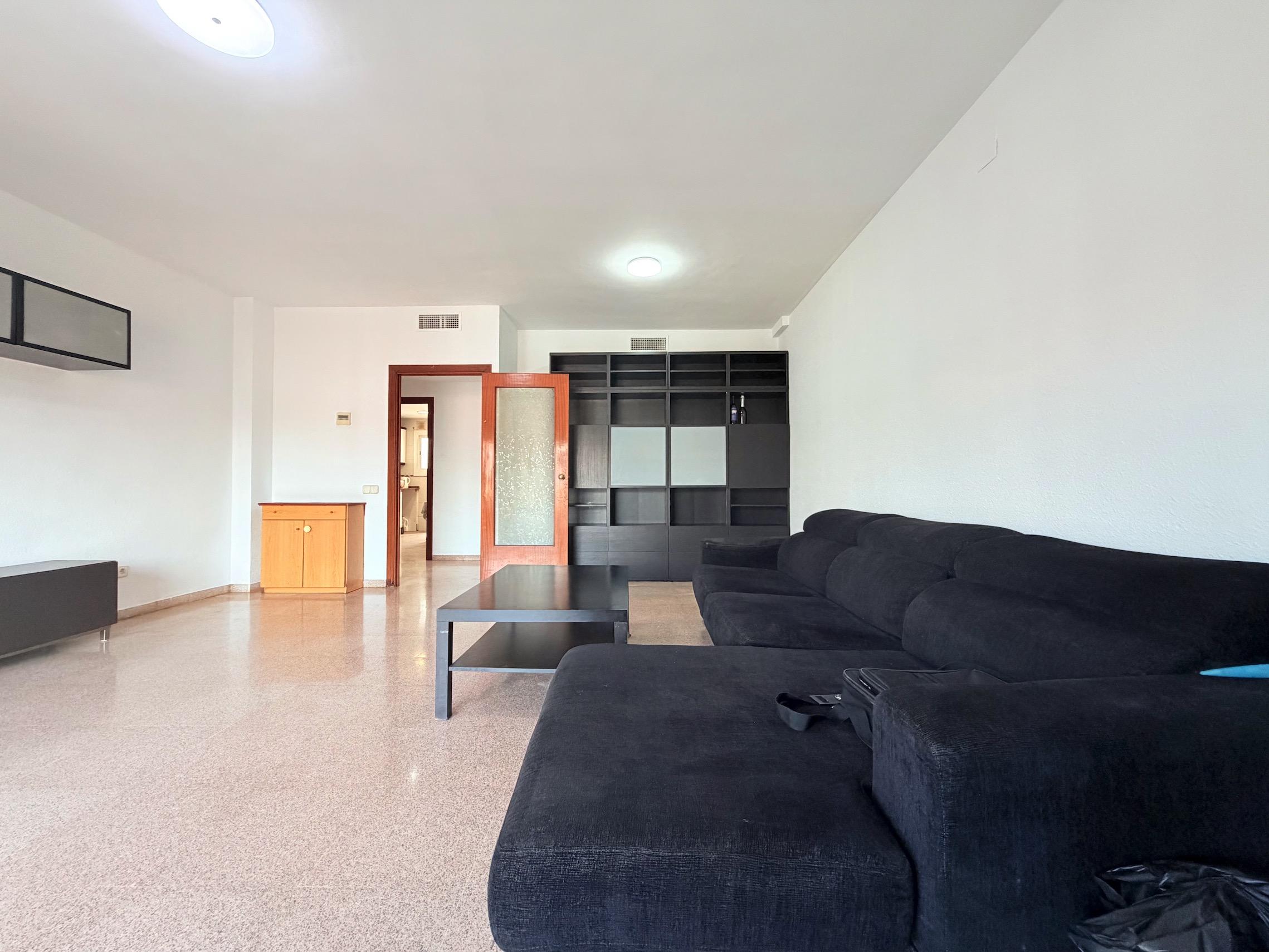 Imagen 3 Piso en venta en Santa Coloma De Gramenet / A 1 minuto de escola miguel hernandez cerca de...