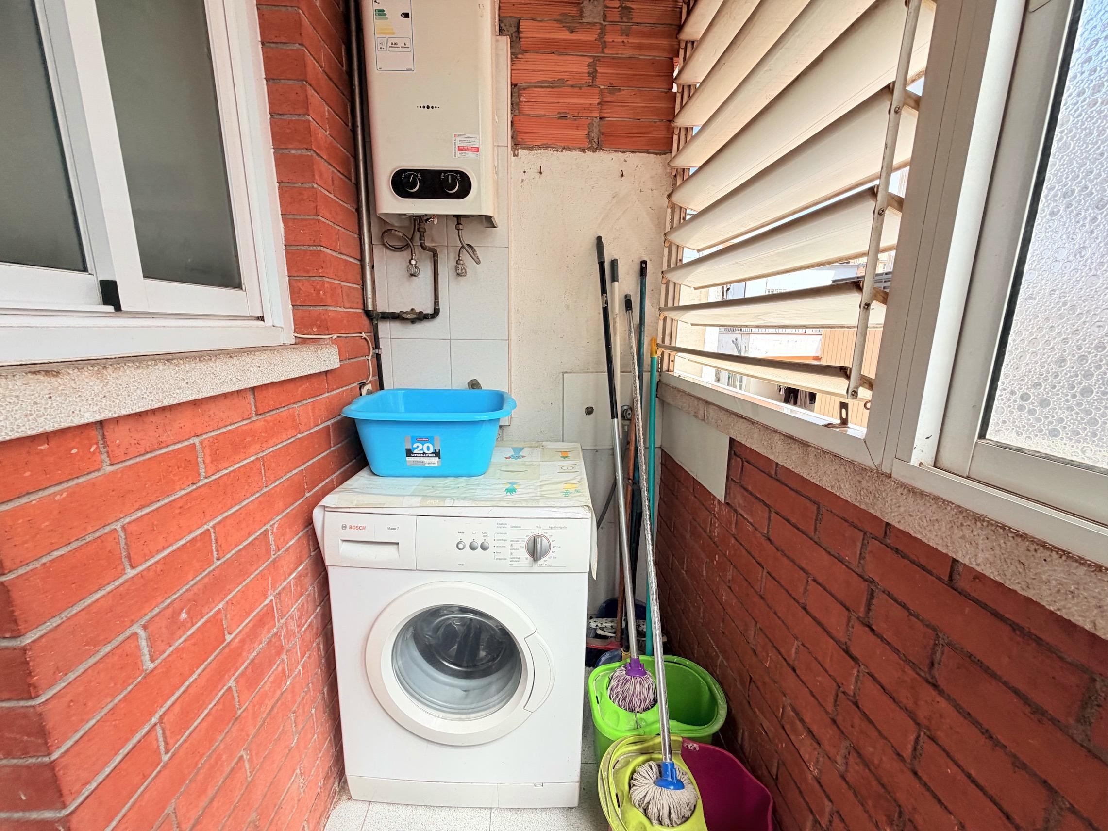 Imagen 29 Piso en venta en Santa Coloma De Gramenet / A 1 minuto de escola miguel hernandez cerca de...