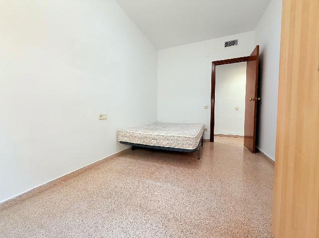 Imagen 24 Inmueble 302189 - Piso en venta en Santa Coloma De Gramenet / A 1 minuto de escola miguel hernandez cerca de...