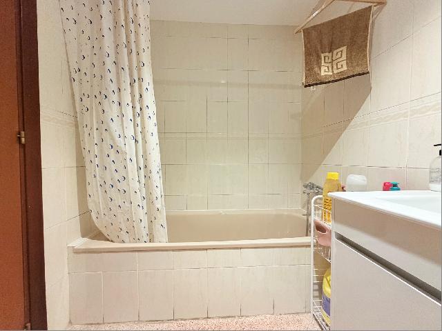 Imagen 32 Inmueble 302189 - Piso en venta en Santa Coloma De Gramenet / A 1 minuto de escola miguel hernandez cerca de...