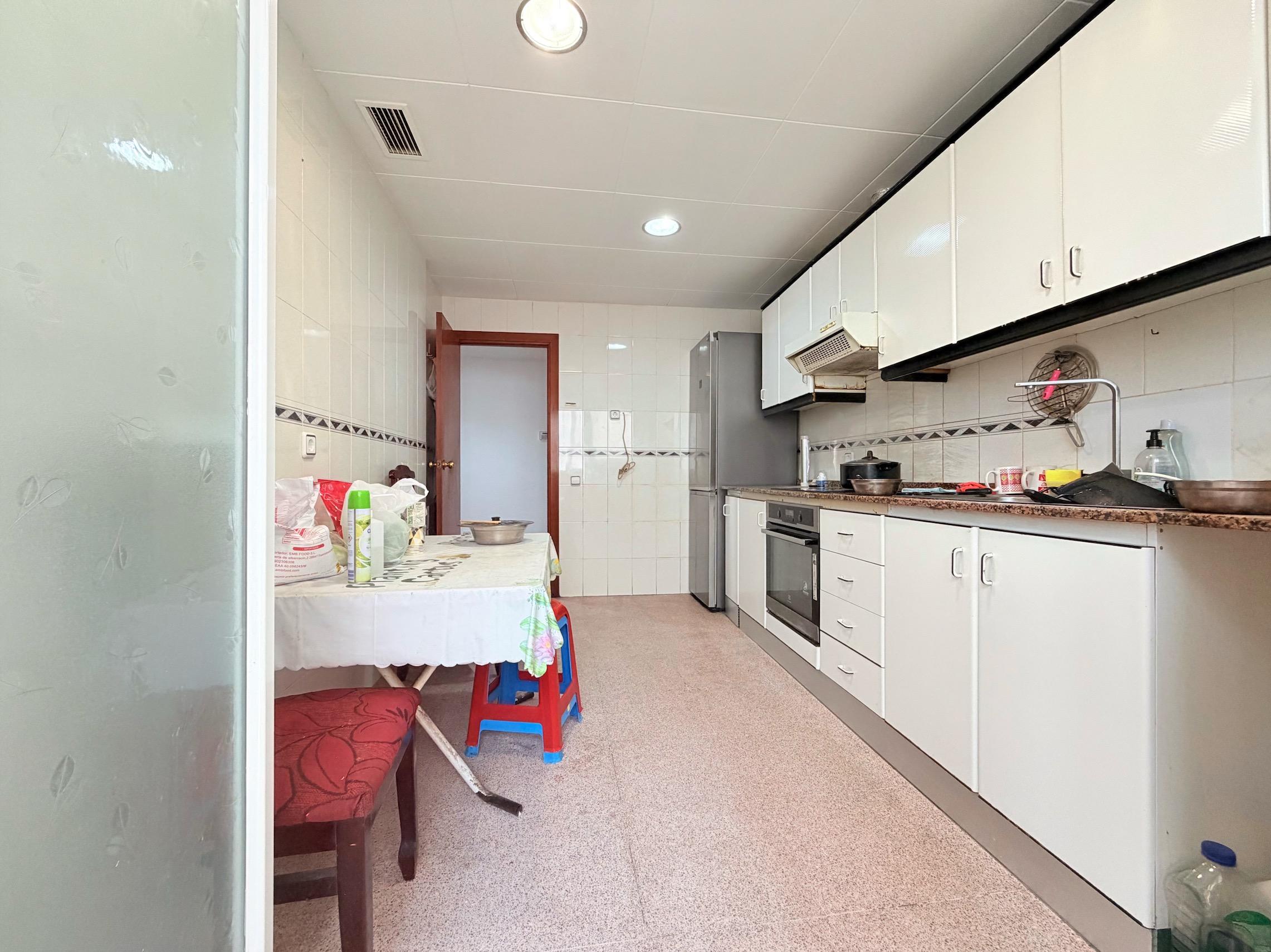 Imagen 16 Piso en venta en Santa Coloma De Gramenet / A 1 minuto de escola miguel hernandez cerca de...