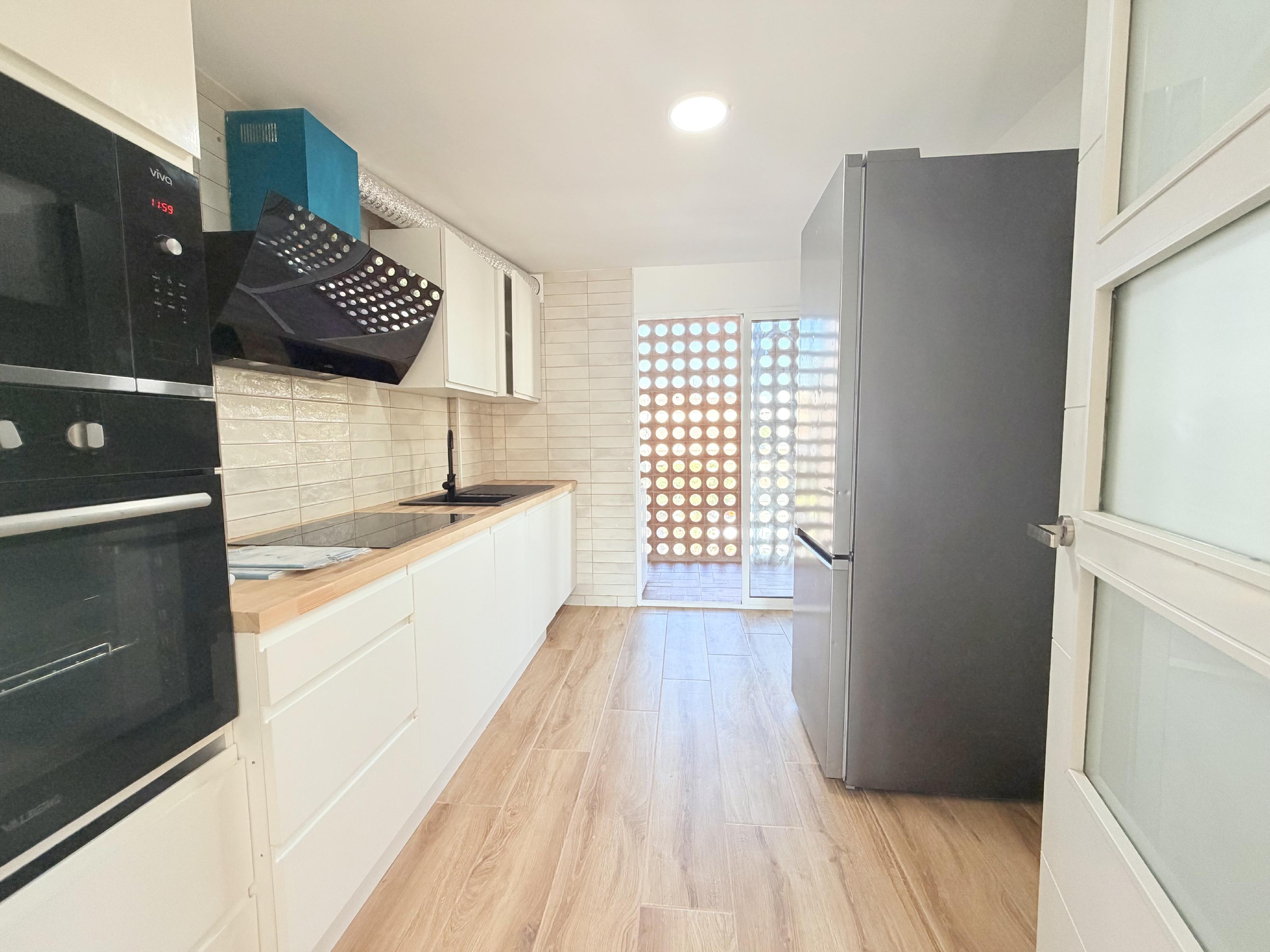 Imagen 6 Apartamento en alquiler en Sant Adrià De Besòs / Junto al cap la mina y a la seguridad soc...