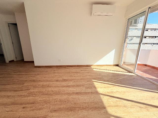 Imagen 4 Inmueble 305511 - Apartamento en alquiler en Sant Adrià De Besòs / Junto al cap la mina y a la seguridad soc...