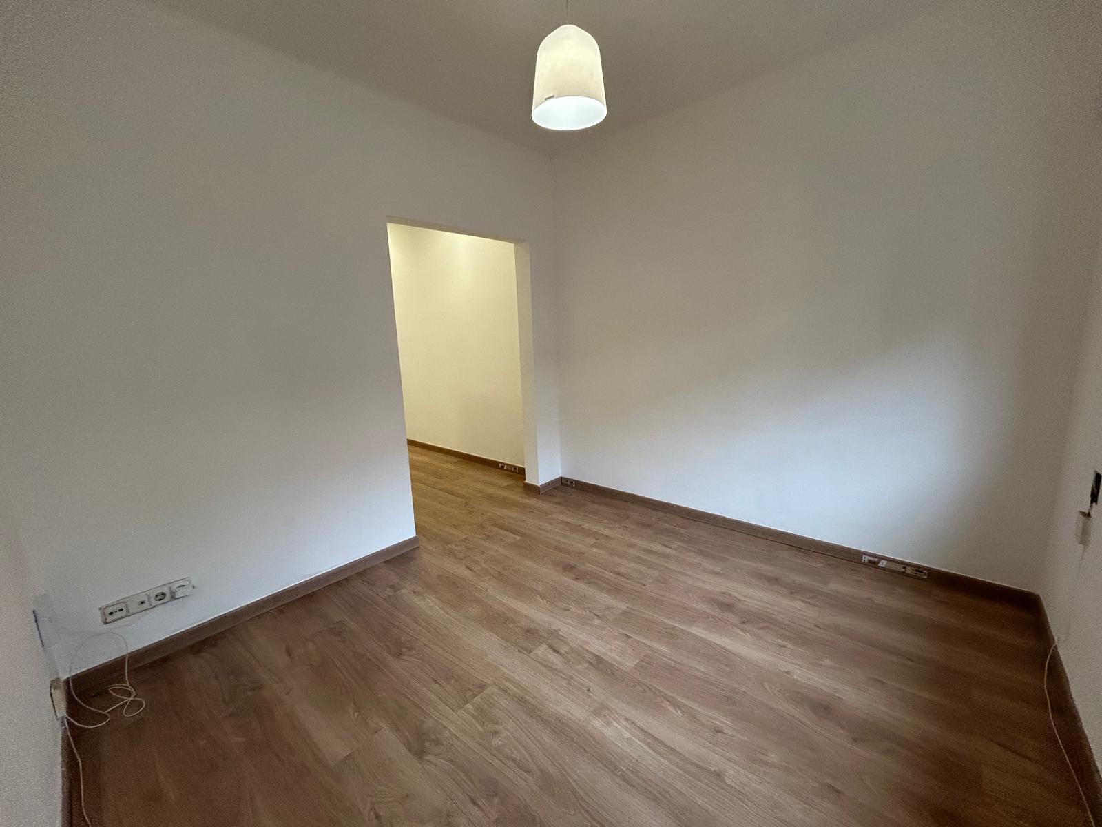 Imagen 3 Piso en venta en Hospitalet De Llobregat L´ / A dos calles de la Plaza de Sant Jordi, Sa...