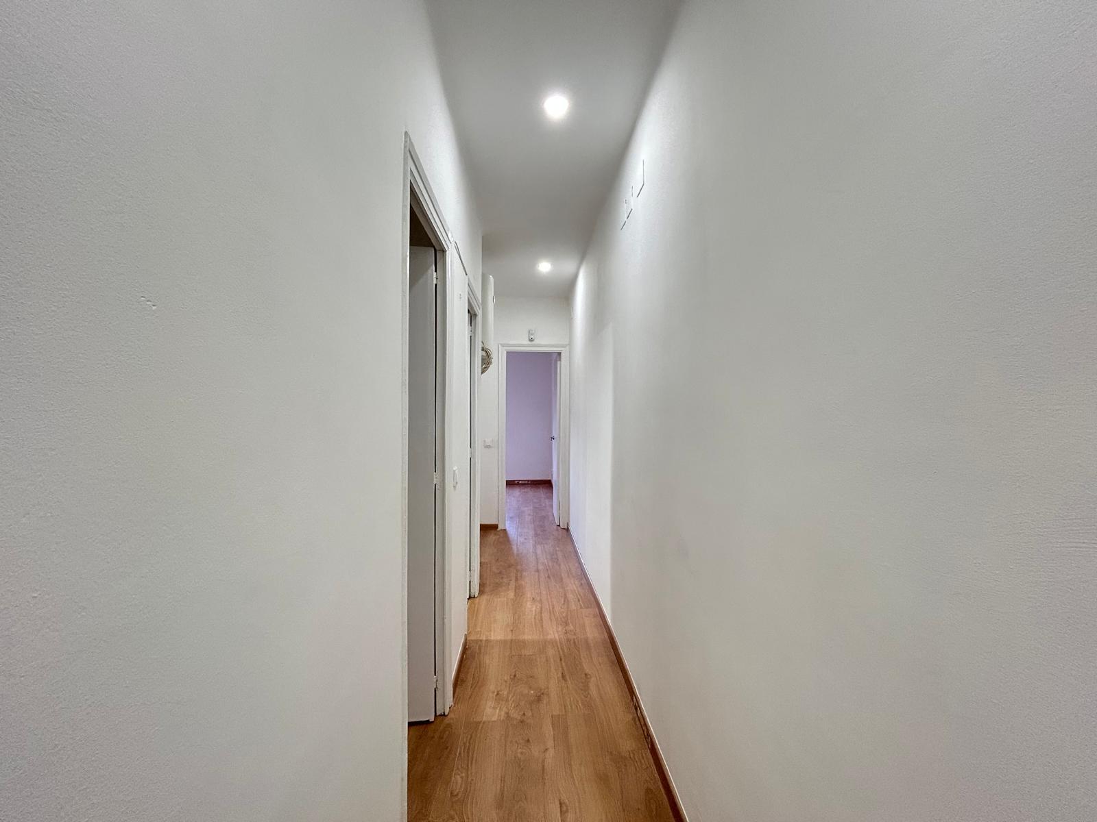 Imagen 7 Piso en venta en Hospitalet De Llobregat L´ / A dos calles de la Plaza de Sant Jordi, Sa...