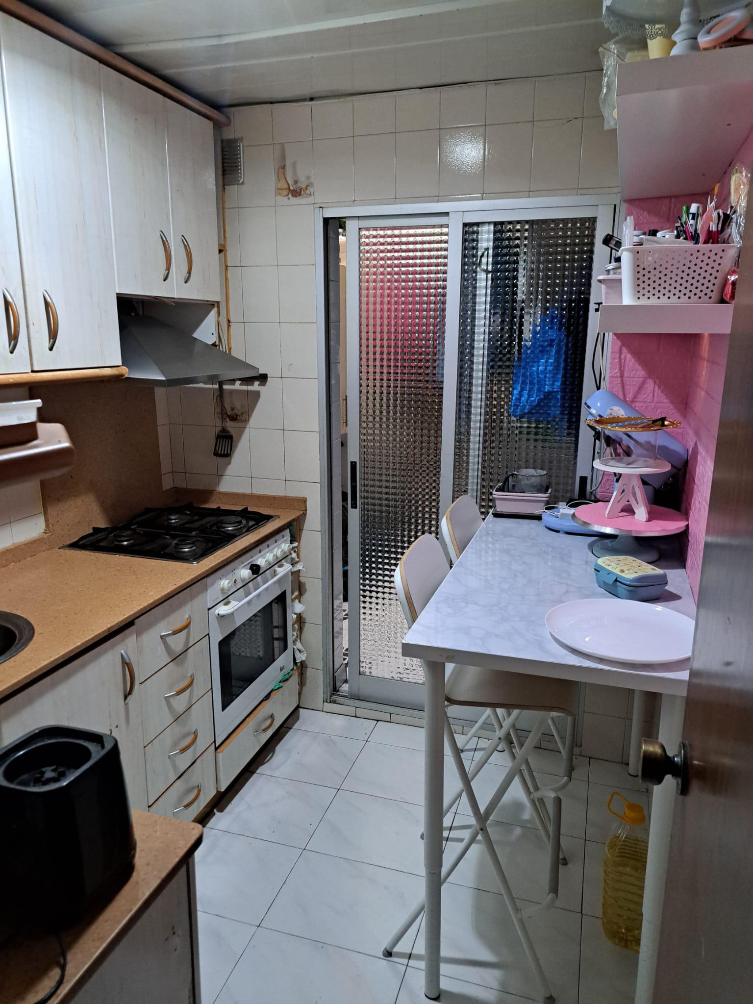 Imagen 8 Piso en venta en Hospitalet De Llobregat L´ / A una calle de la Plaza de la Font y Plaza...