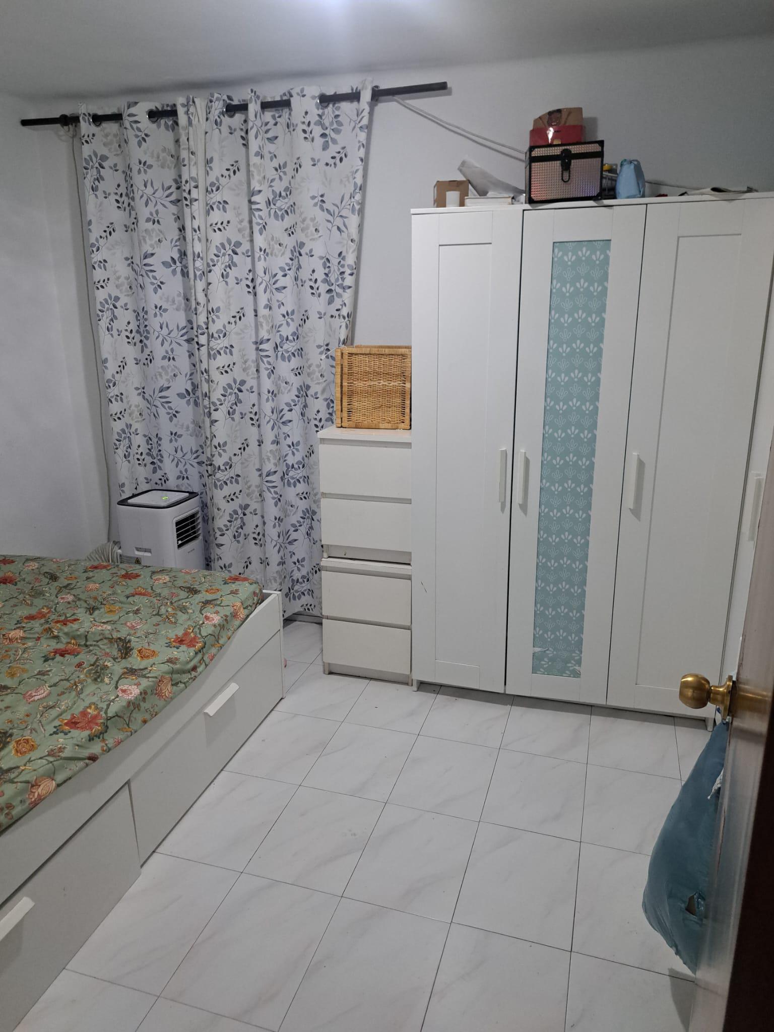 Imagen 4 Piso en venta en Hospitalet De Llobregat L´ / A una calle de la Plaza de la Font y Plaza...