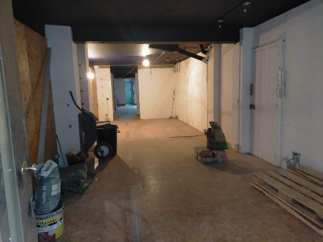 Imagen 4 Inmueble 299995 - Local Comercial en alquiler en Hospitalet De Llobregat (L´) / A media calle de Av. Del Carrilet