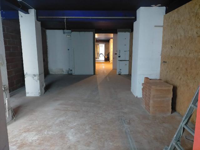 Imagen 5 Inmueble 299995 - Local Comercial en alquiler en Hospitalet De Llobregat (L´) / A media calle de Av. Del Carrilet