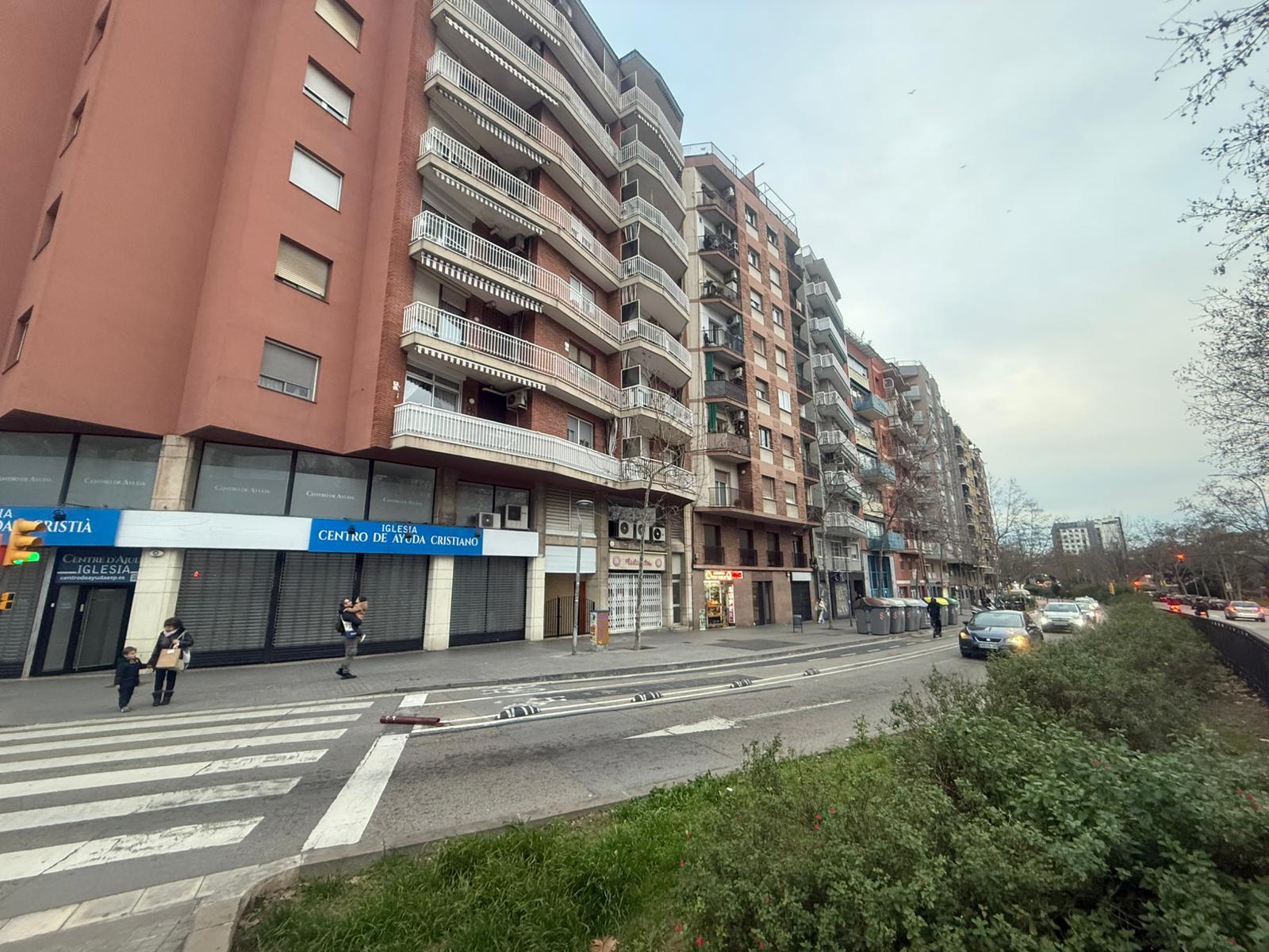 Imagen 7 Parking Coche en venta en Hospitalet De Llobregat L´ / Junto al metro de Ramblas Just Ol...