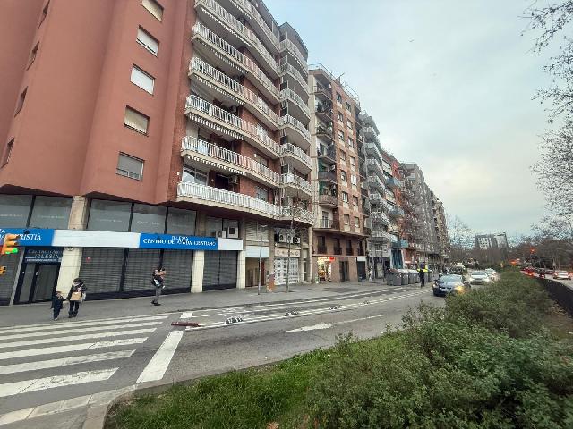 Imagen 7 Inmueble 300563 - Parking Coche en venta en Hospitalet De Llobregat (L´) / Junto al metro de Ramblas Just Ol...