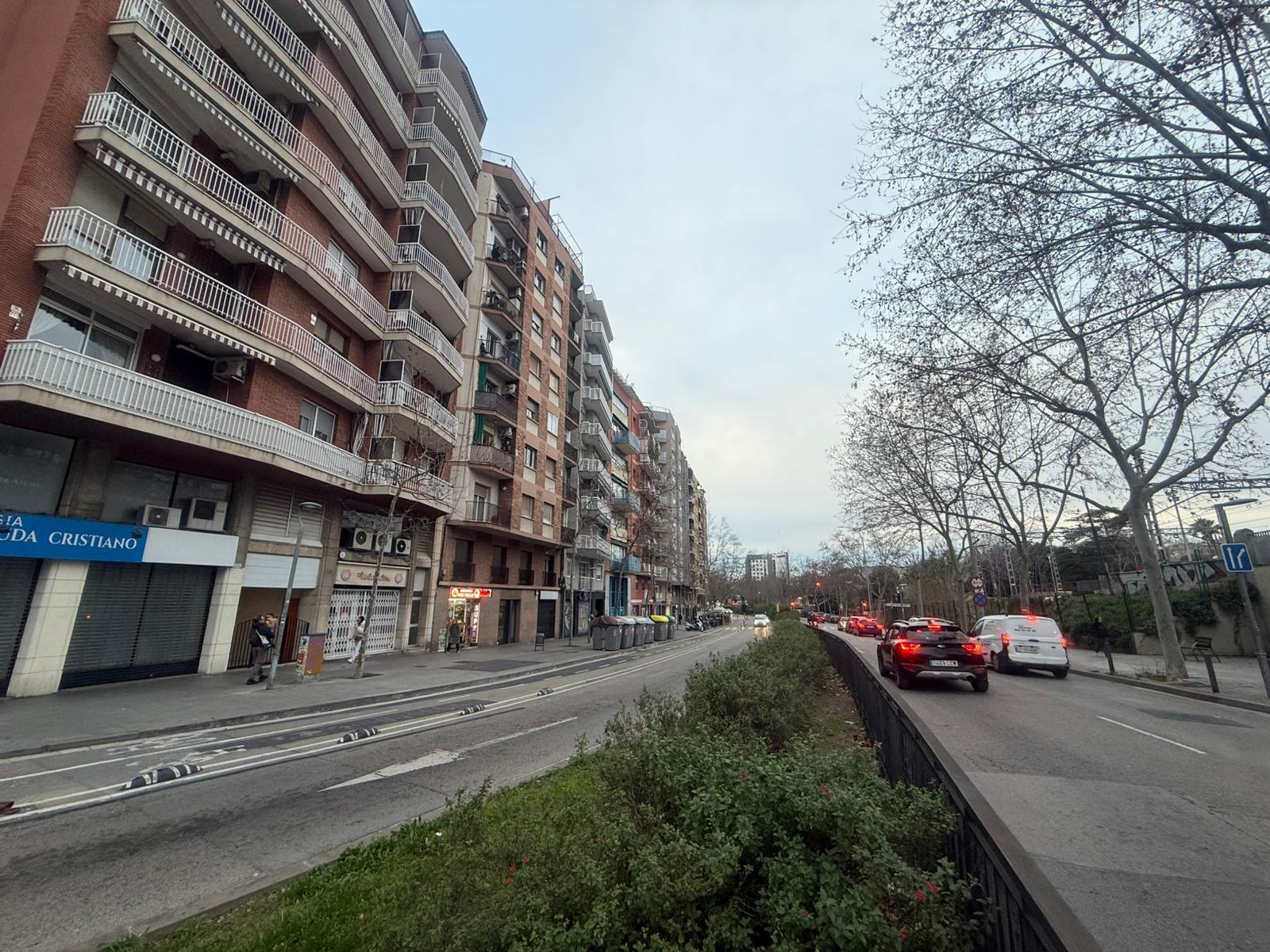 Imagen 3 Parking Coche en venta en Hospitalet De Llobregat L´ / Junto al metro de Ramblas Just Ol...