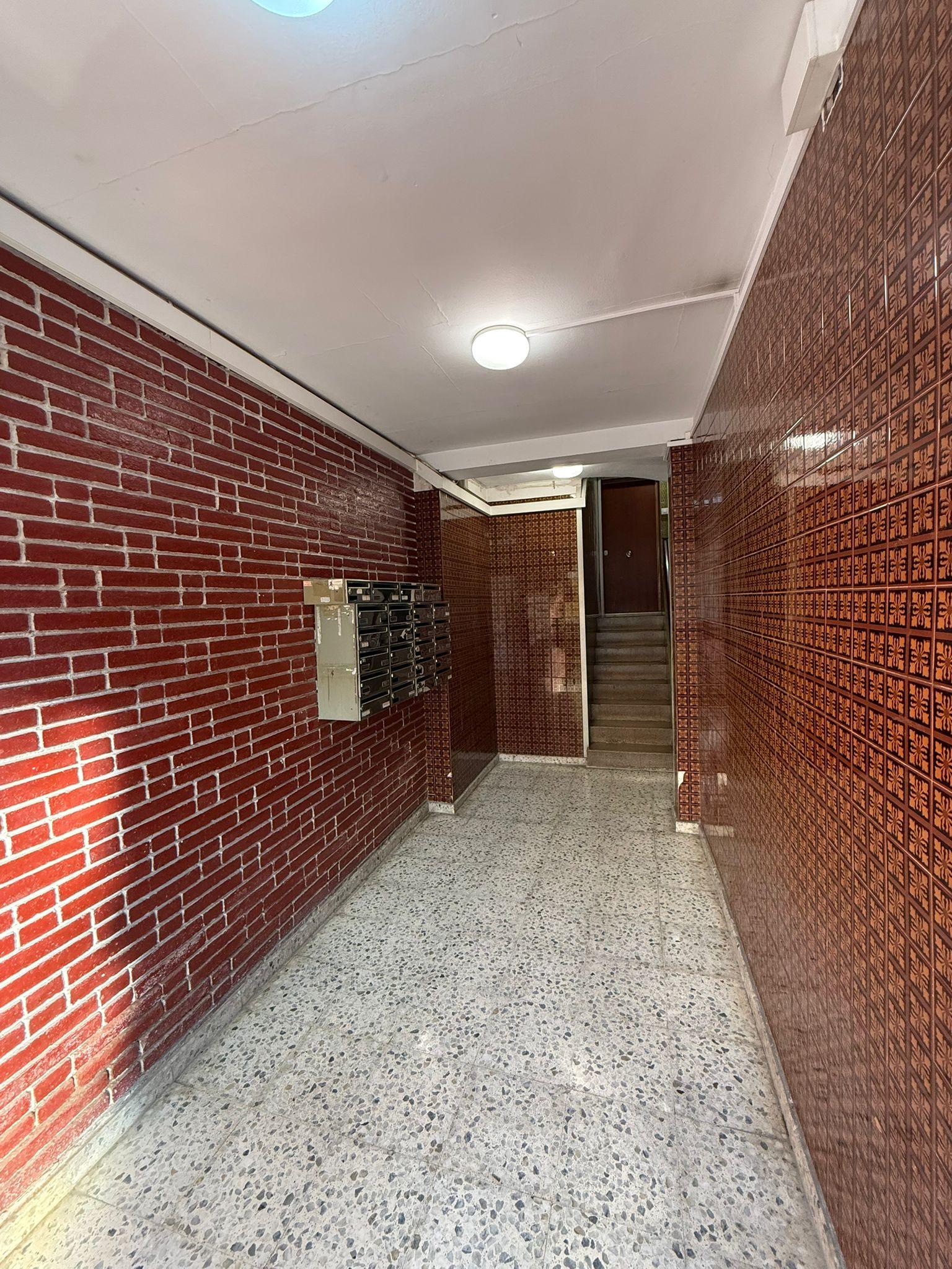 Imagen 25 Ático en venta en Hospitalet De Llobregat L´ / Junto a plaza del ayuntamiento de Hospitalet 