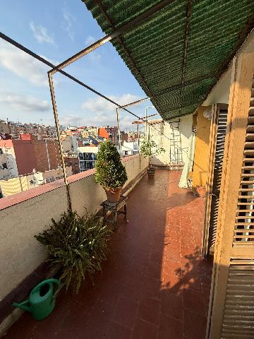 Imagen 1 Inmueble 302110 - Ático en venta en Hospitalet De Llobregat (L´) / Junto a plaza del ayuntamiento de Hospitalet 