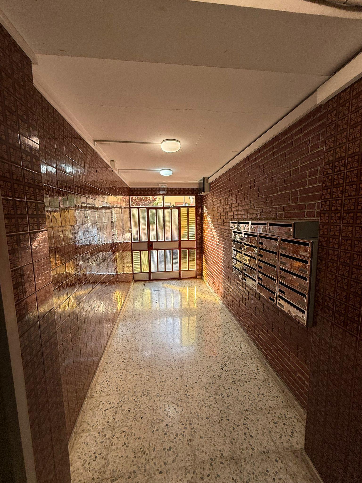 Imagen 23 Ático en venta en Hospitalet De Llobregat L´ / Junto a plaza del ayuntamiento de Hospitalet 