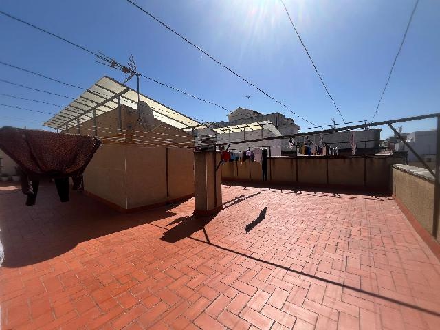 Imagen 18 Inmueble 302270 - Apartamento en venta en Hospitalet De Llobregat (L´) / Mercado Collblanc